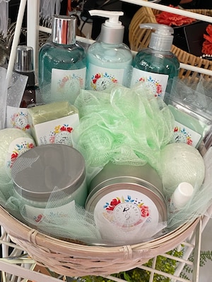 Large Spa Basket